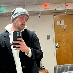 Meet your Posher, Bradley